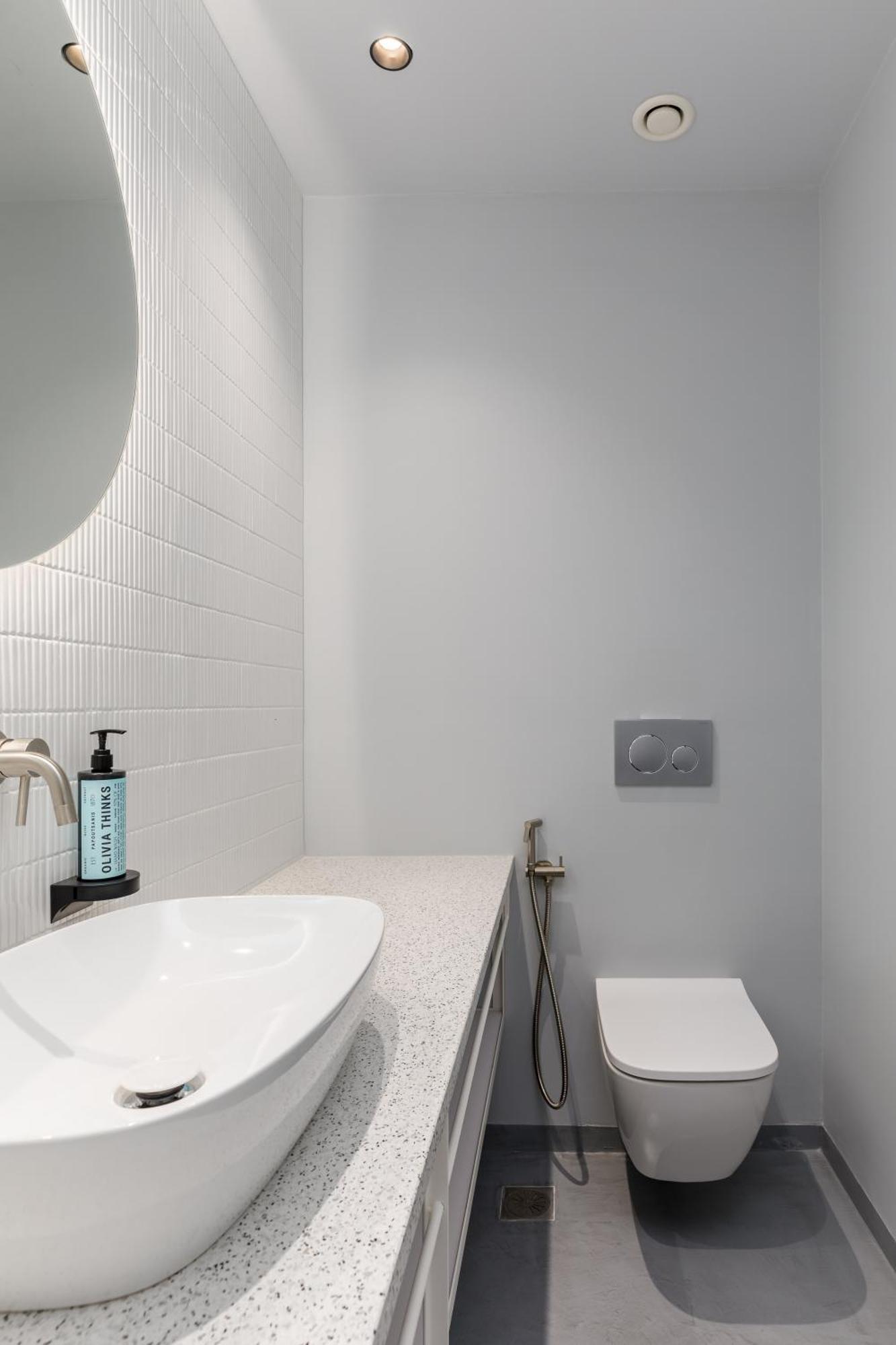 Nero Luxury Suites By Zennova Thessaloniki Exterior photo